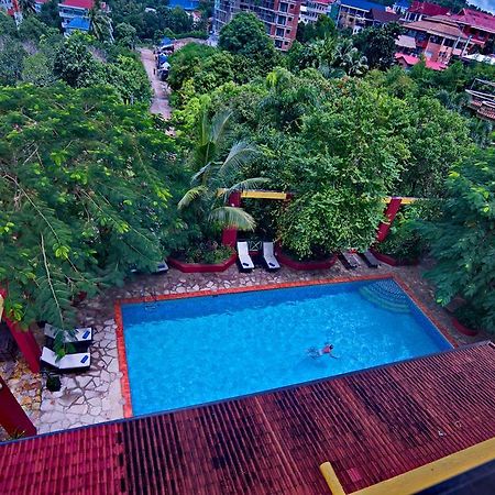 The Harbor Lights Palace Sihanoukville Esterno foto